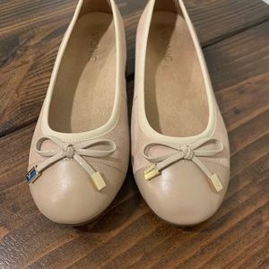 Vionic Minna (nude size 5)